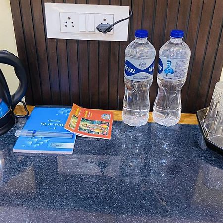 Hotel Mandir Saket Bhawan Ayodhya Esterno foto