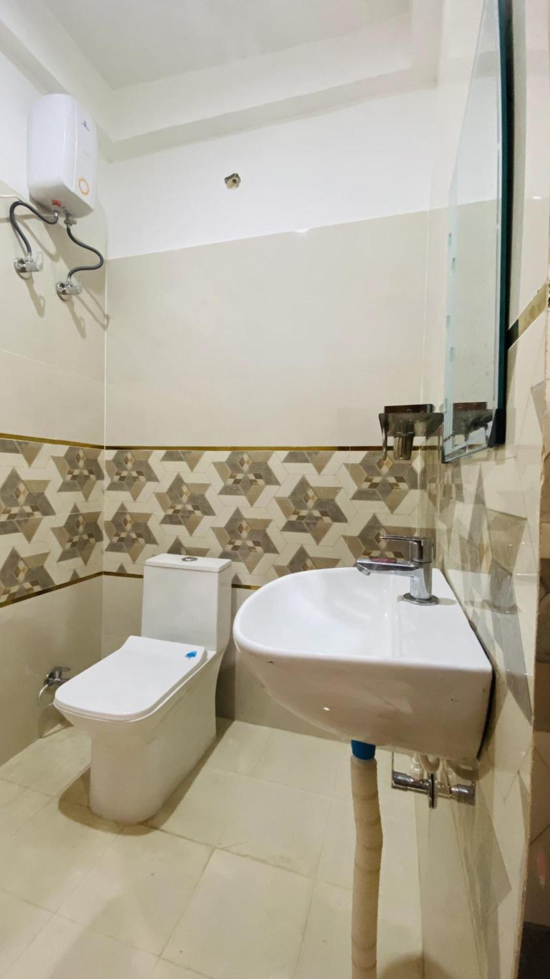 Hotel Mandir Saket Bhawan Ayodhya Esterno foto